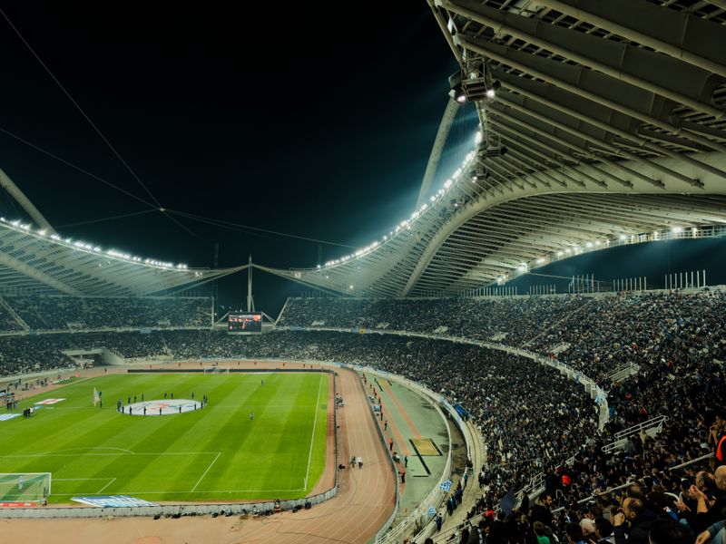 Stadion olahraga dengan penonton